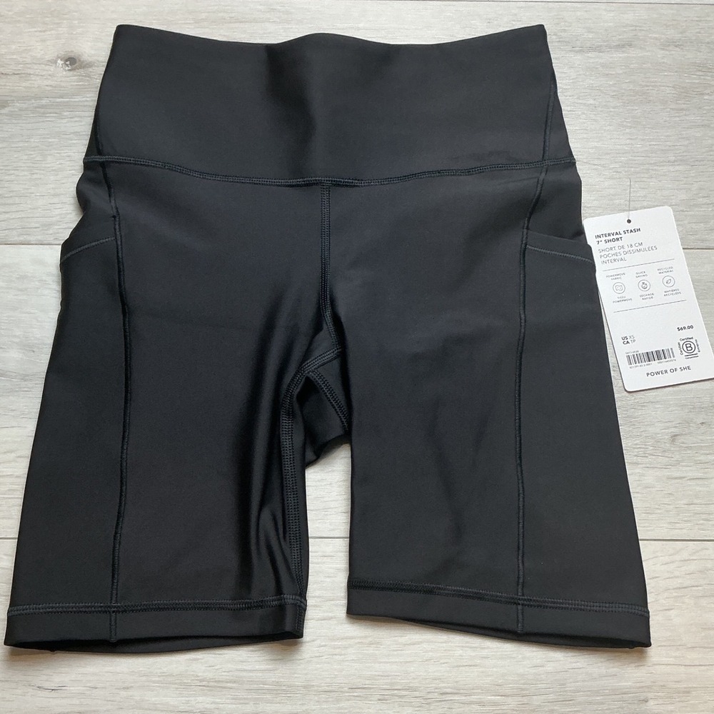 Athleta Interval Stash 7" Short Black XS New With Tags - Picture 3 of 6
